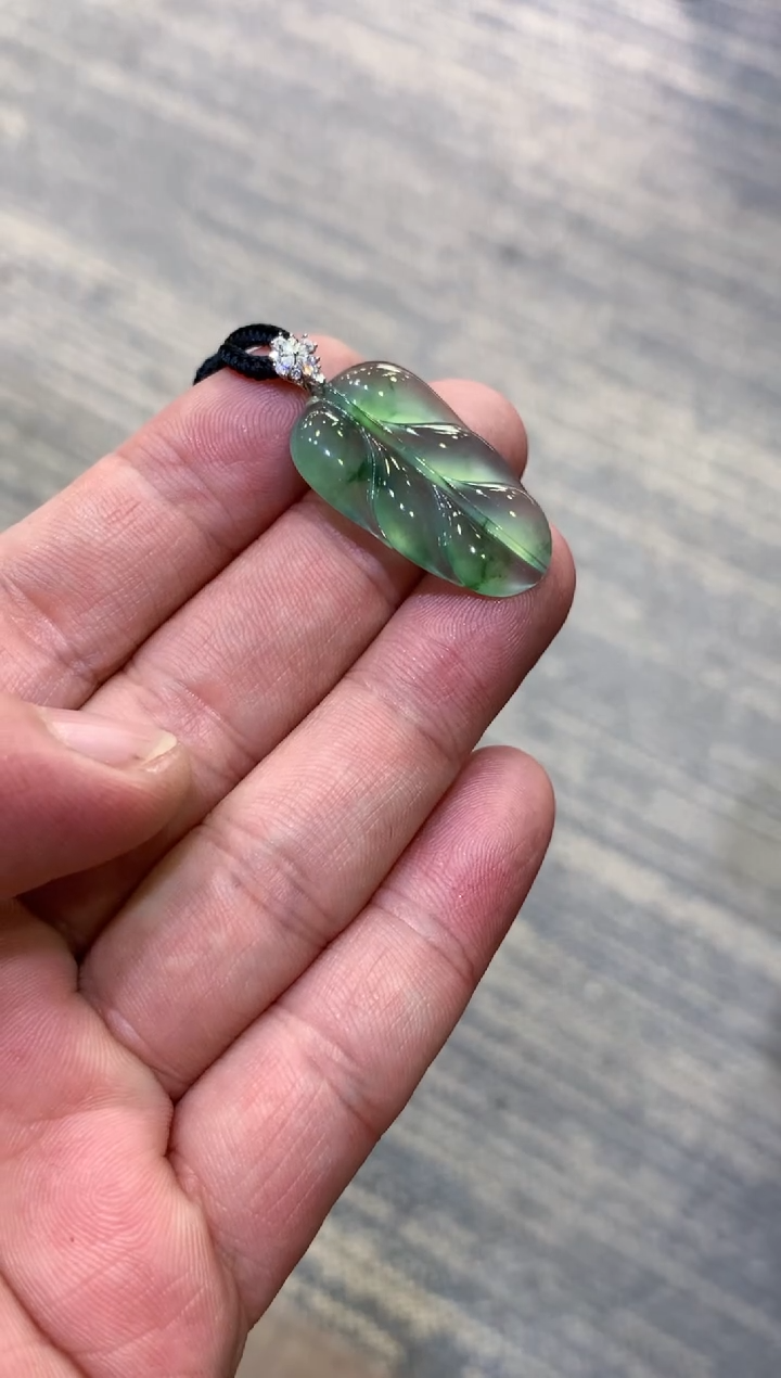 颈饰未镶嵌翡翠天然A货翡翠