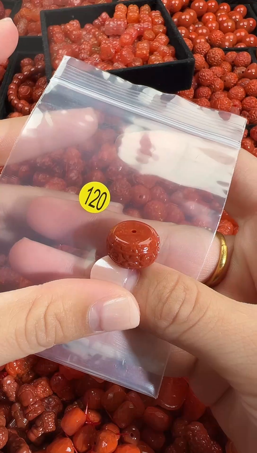 颈饰未镶嵌南红玛瑙1