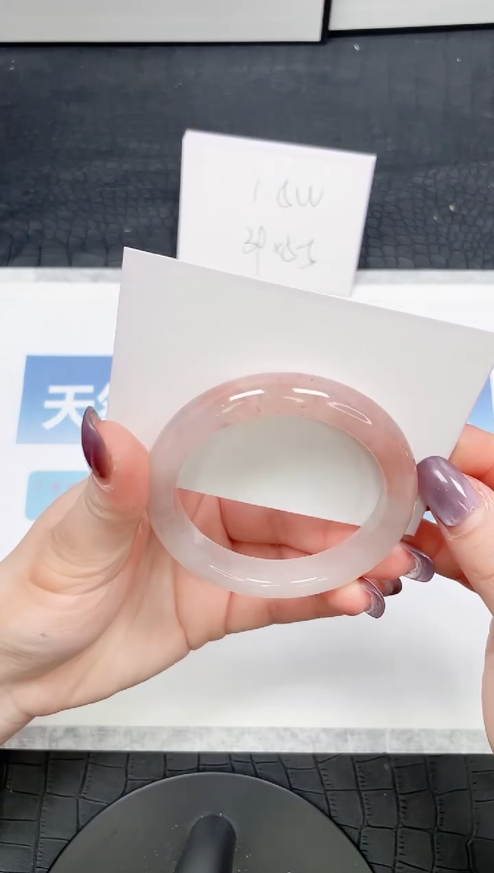 【闪购商品】石英质玉手镯未镶嵌79-54.1