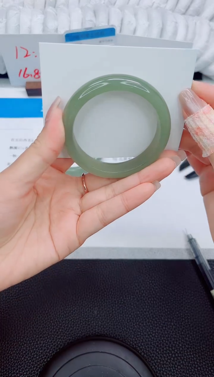 石英质玉手镯未镶嵌49-52.5