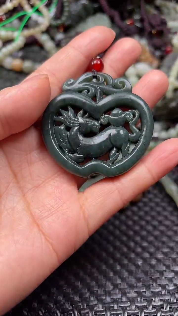 【闪购商品】和田玉颈饰未镶嵌.