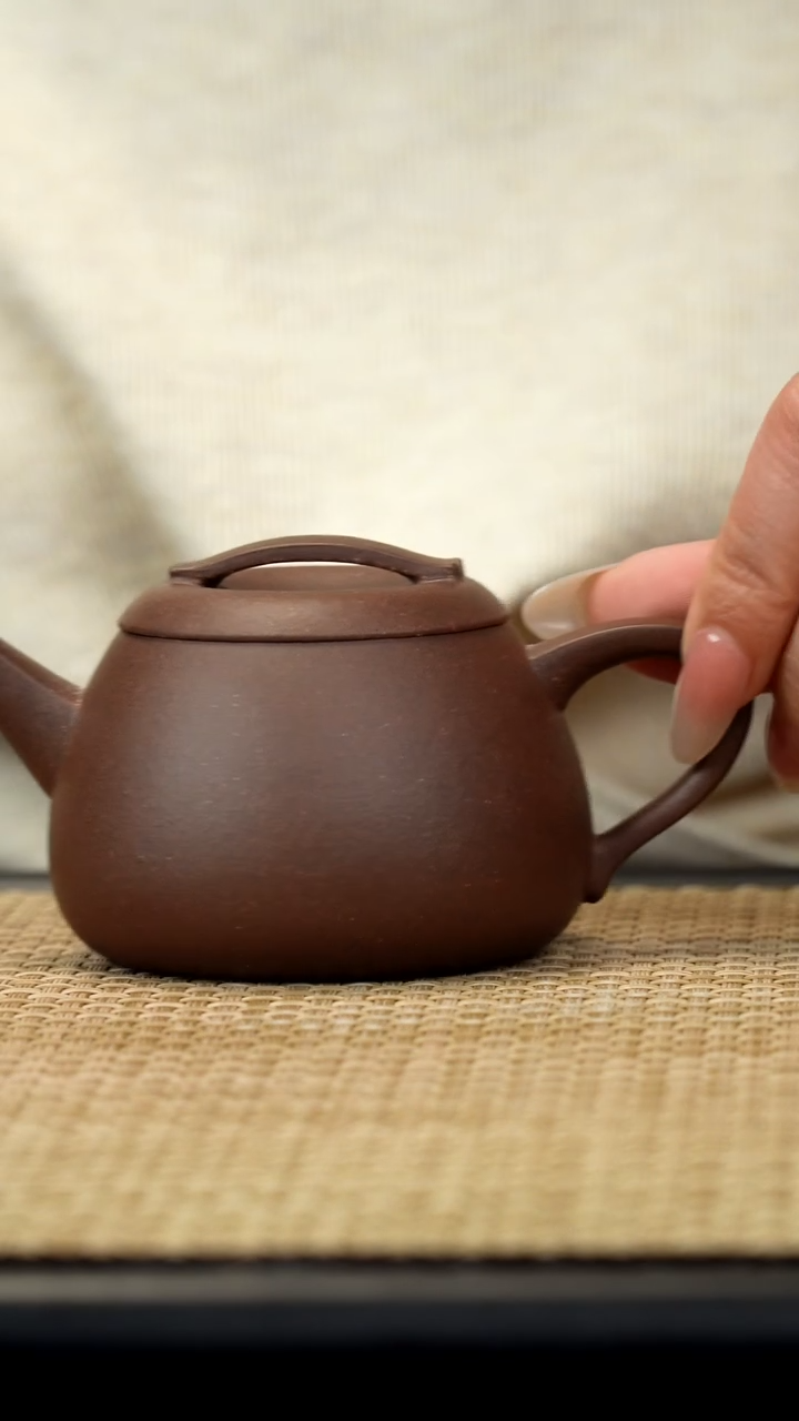 【闪购商品】紫砂茶壶紫泥小玉瓦140c