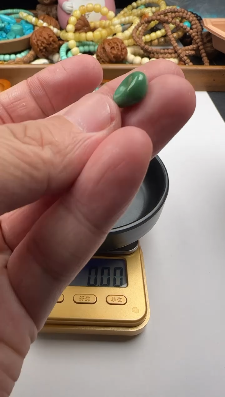 未镶嵌绿松石配饰原矿绿松石配饰