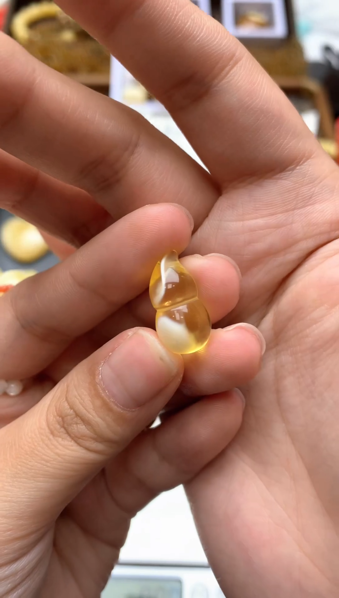 【闪购商品】琥珀珠宝奇石未镶嵌070琥珀蜜蜡花粉有纹小坑介意勿拍