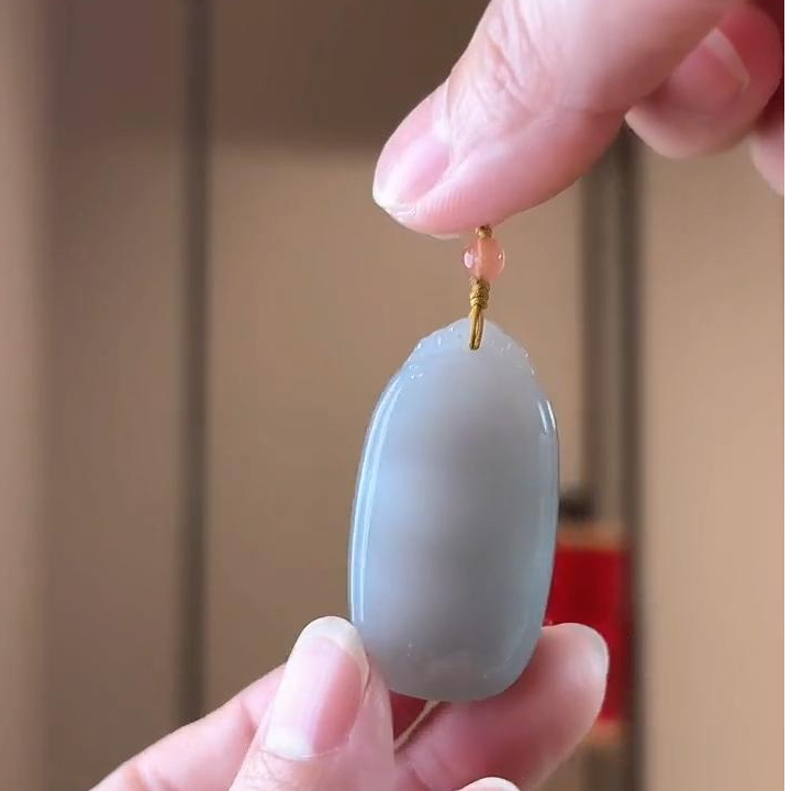 和田玉烟紫吊坠指定款（无链）