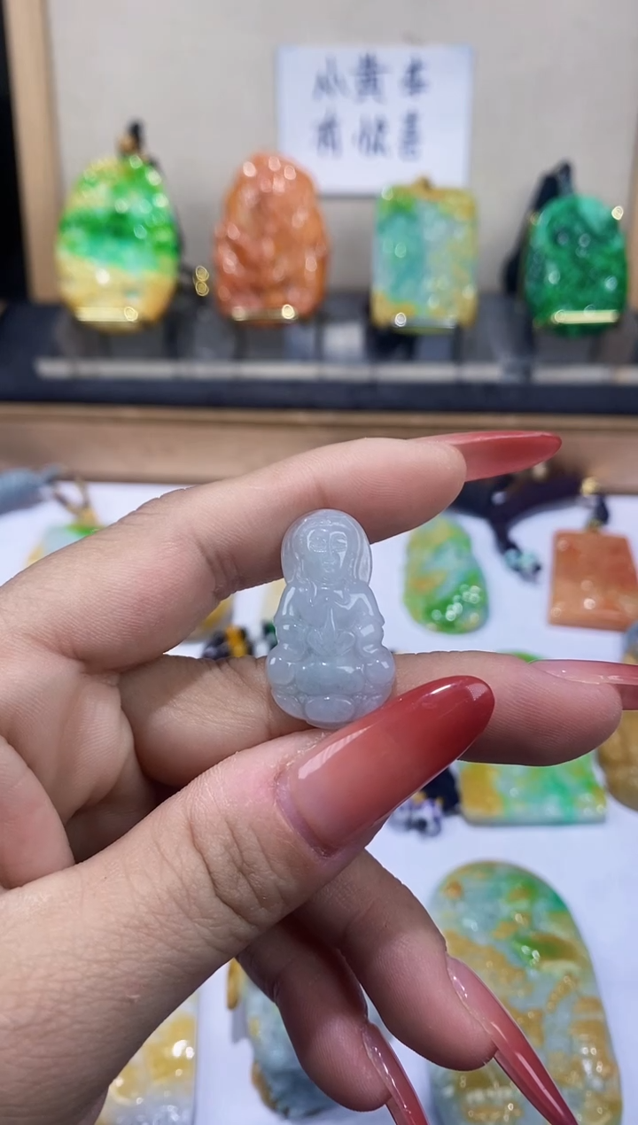 【闪购商品】翡翠颈饰未镶嵌翡翠A货