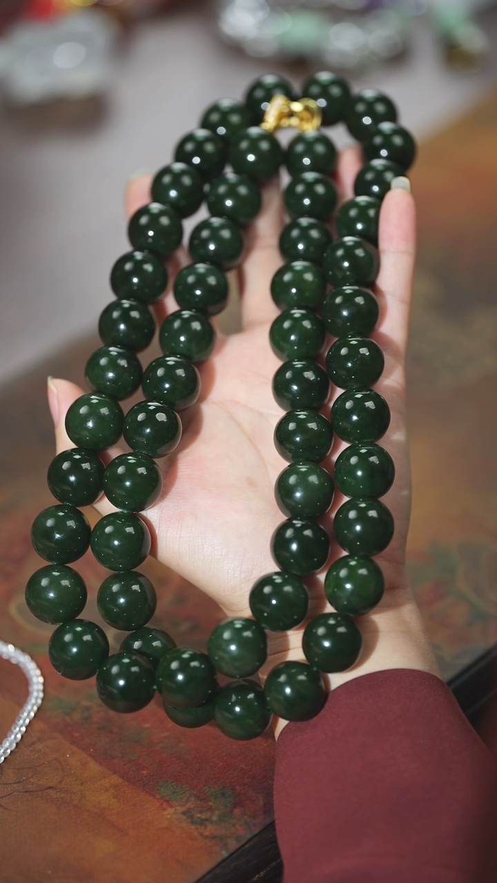 【闪购商品】和田玉项链未镶嵌菠菜绿