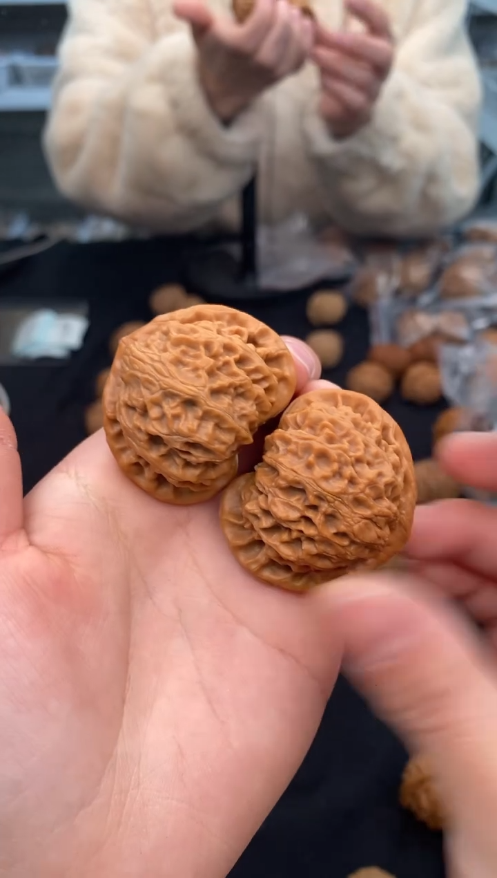 【闪购商品】文玩核桃把件宫灯41-u757