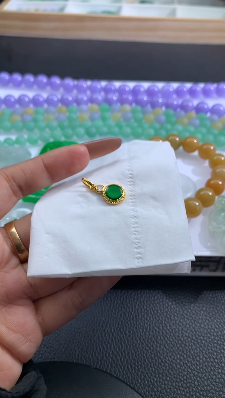 【闪购商品】翡翠颈饰银S925镶嵌翡翠