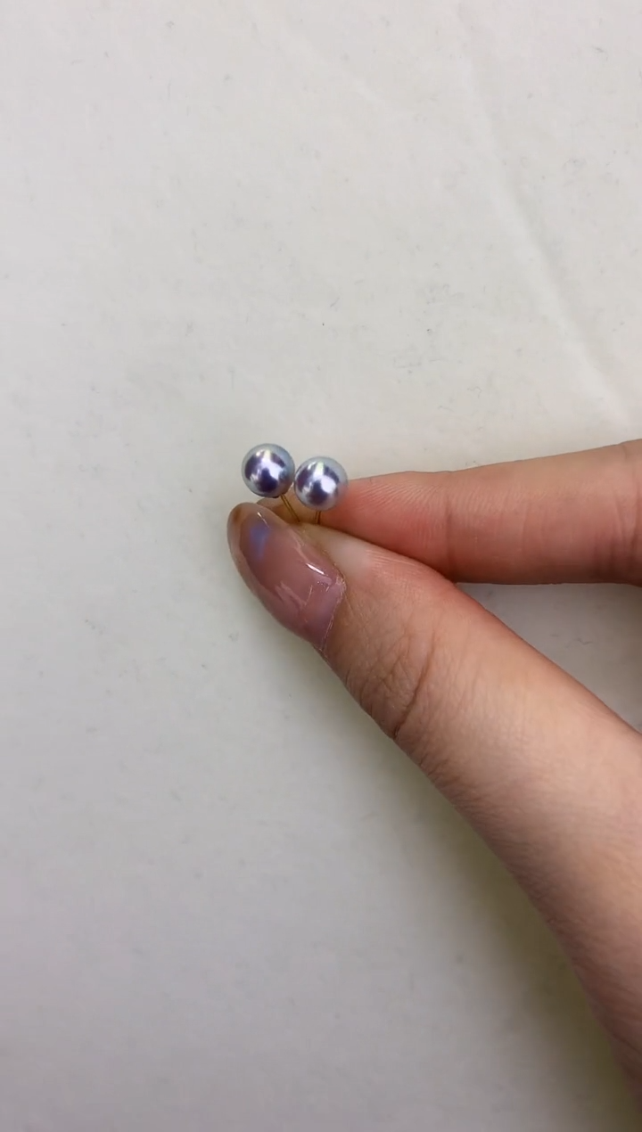 18K金镶嵌DA海水珍珠灰珠素钉6-6.5MM GD082