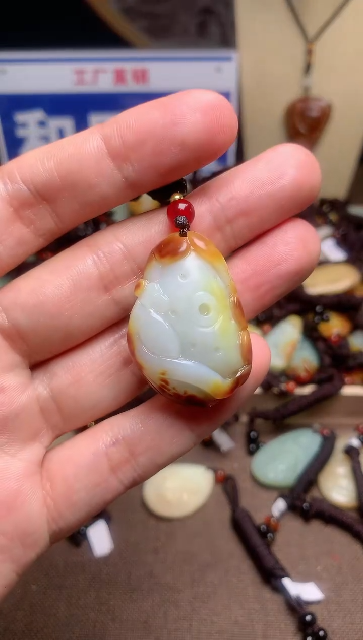 【闪购商品】和田玉颈饰未镶嵌1