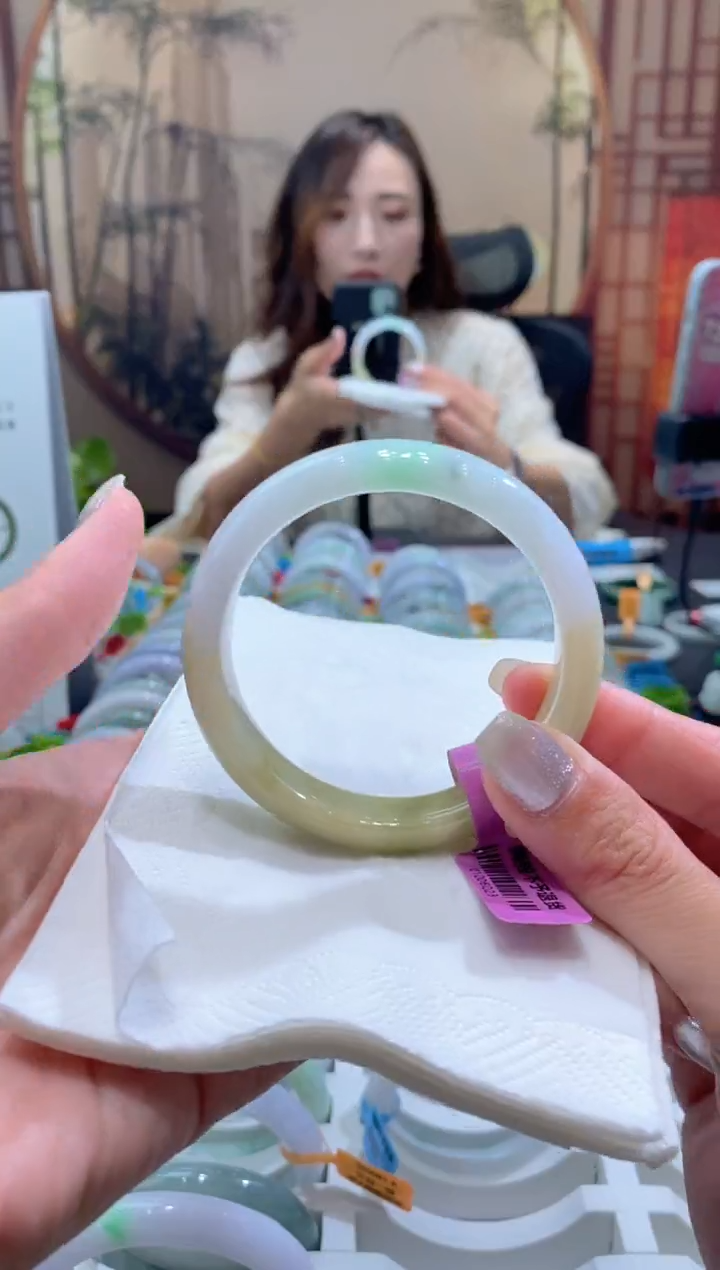 未镶嵌手镯翡翠000072715