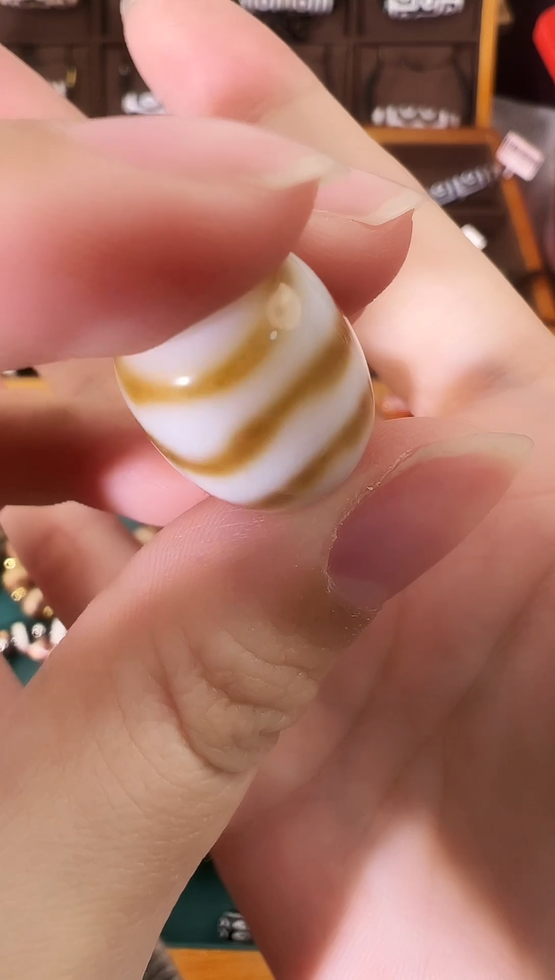 玛瑙/玉髓（覆膜）颈饰未镶嵌33.（微瑕）