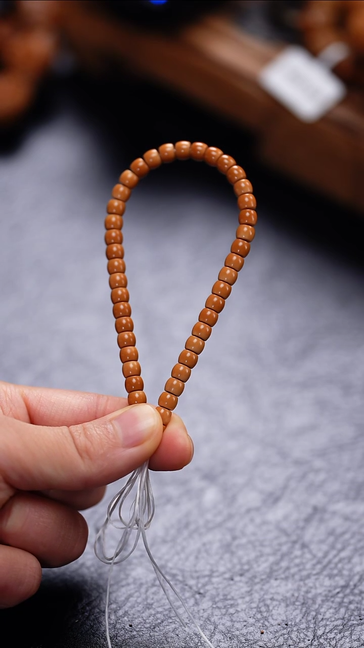 【闪购商品】橄榄核吊坠素核手串