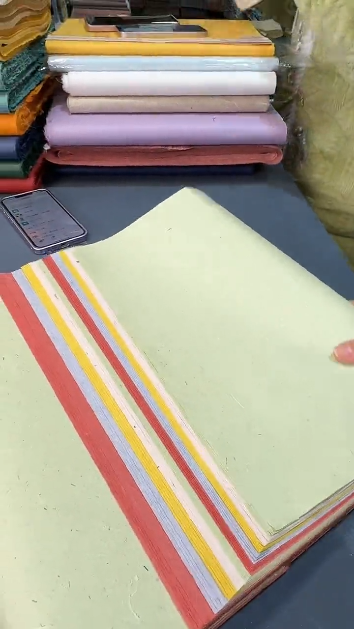 纯手工四尺对开五色50张丝绒楮皮笺