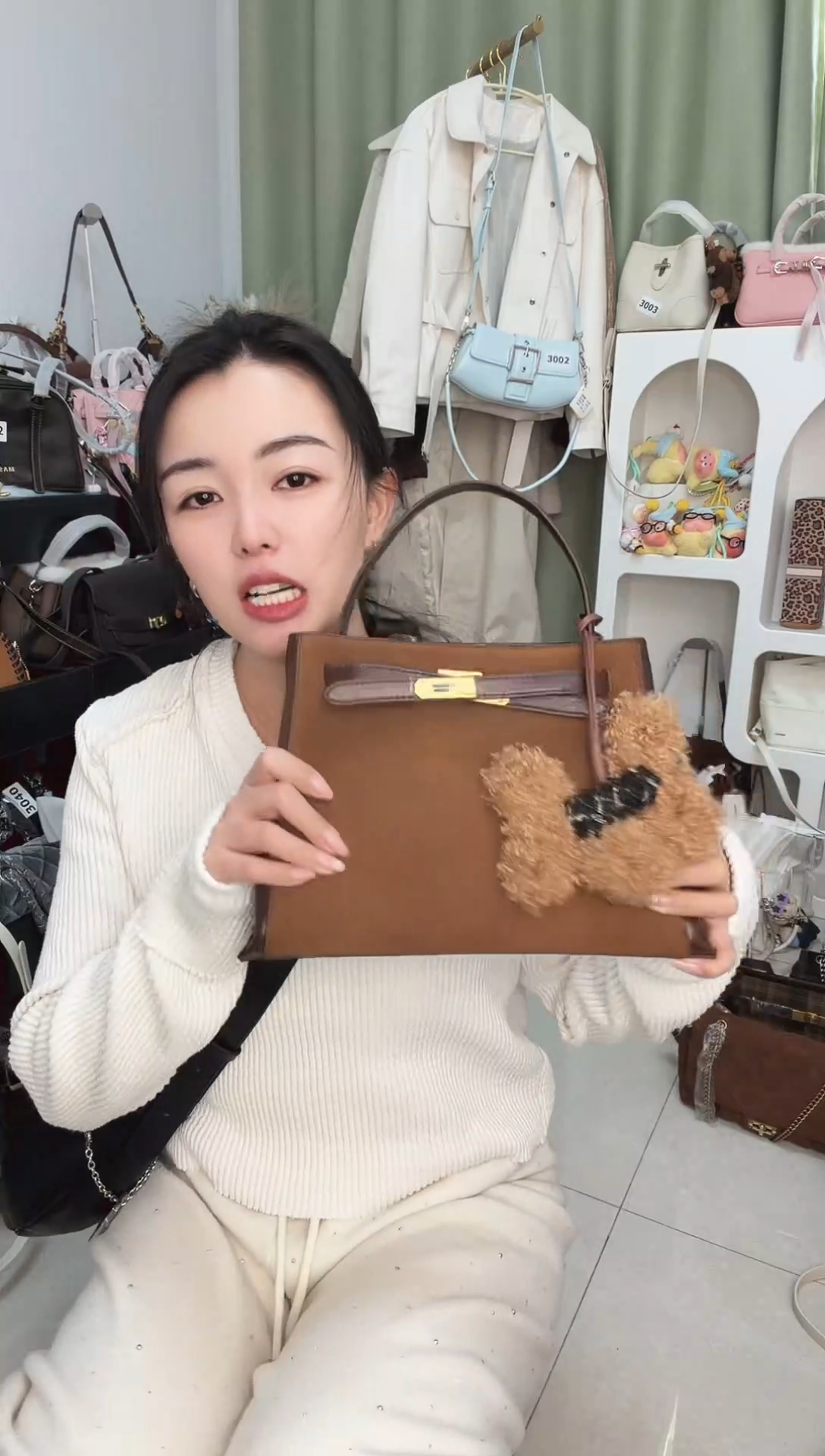 真皮磨砂拼皮大女主