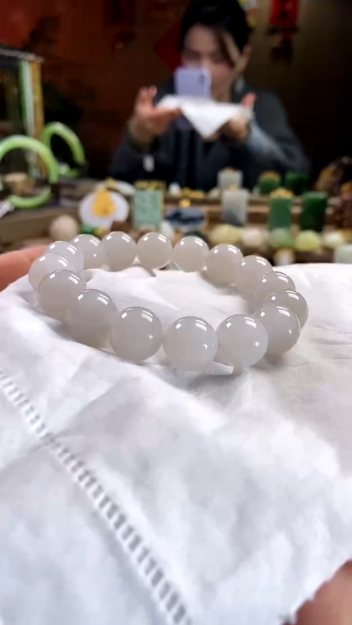 【闪购商品】和田玉手链未镶嵌。