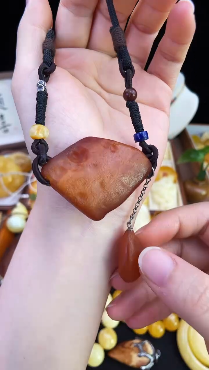 琥珀未镶嵌珠宝奇石柒月