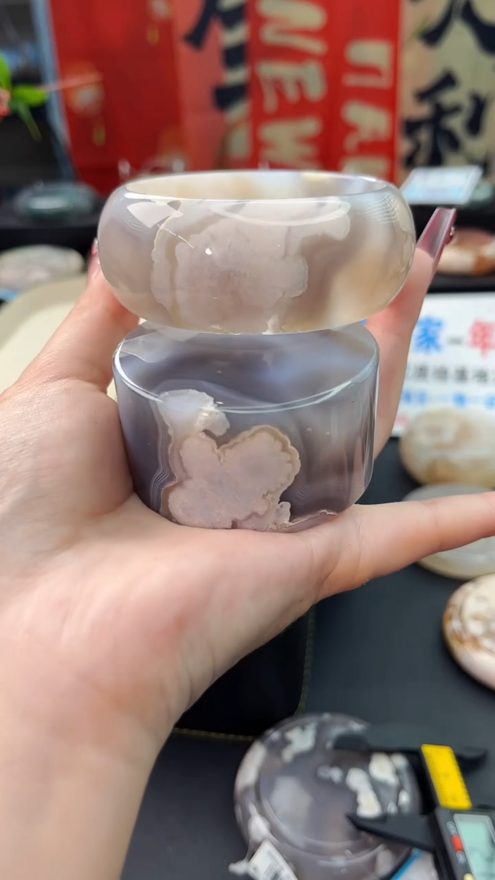 【闪购商品】石英质玉手镯未镶嵌赠送镯心（58圈口）