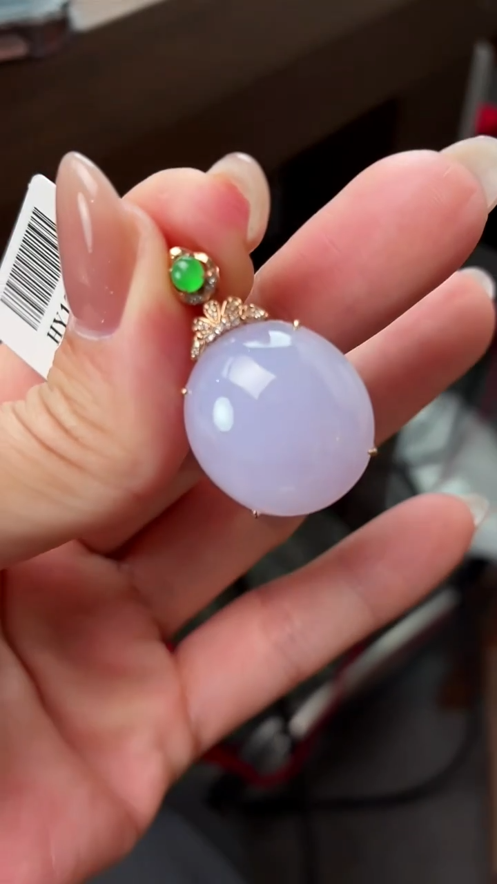 吊坠(不含链)18K金镶嵌翡翠蛋面