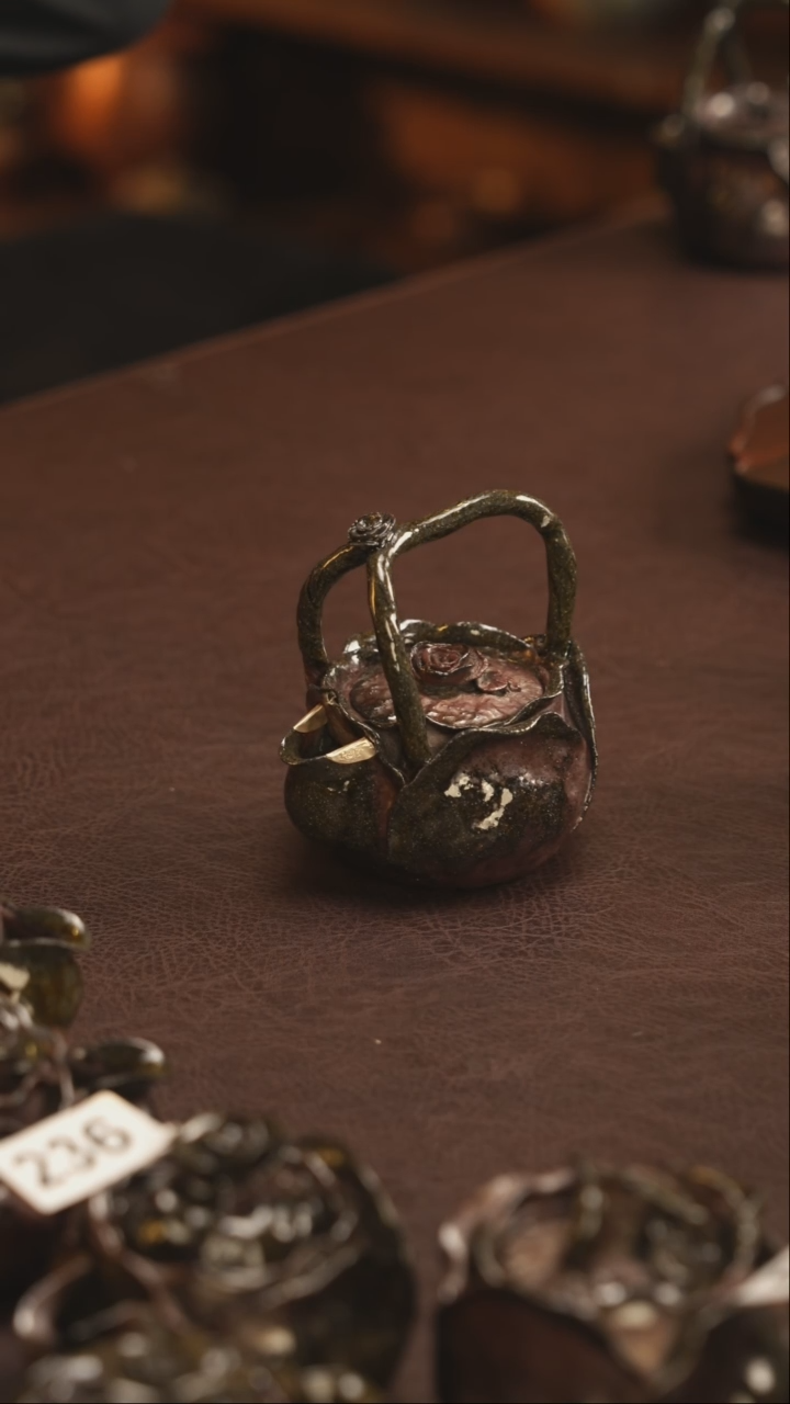 【闪购商品】杯276北山老师柴烧紫砂暗夜玫瑰