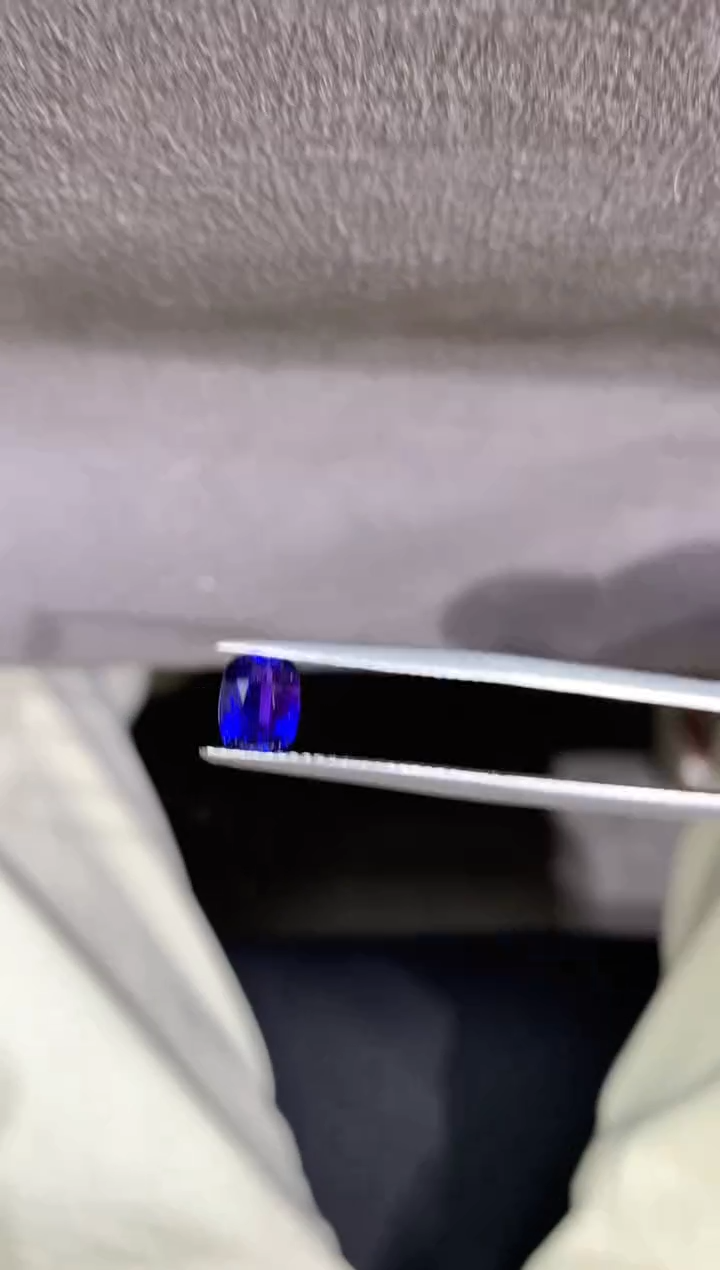 蓝宝石裸石未镶嵌a-478 1.57ct 无烧 送吉尔得