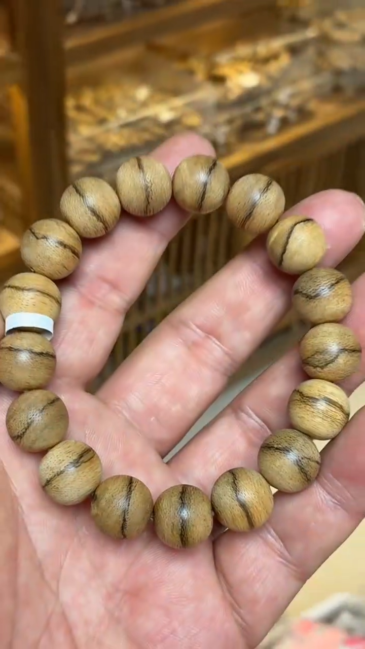 沉香手串 达拉干圆珠单圈虎皮纹1.3+多样性发其一