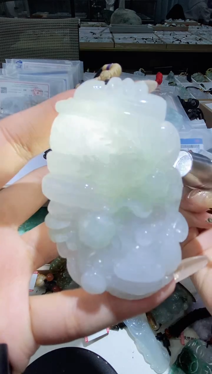 【闪购商品】翡翠颈饰未镶嵌天然缅甸翡翠A货未镶嵌