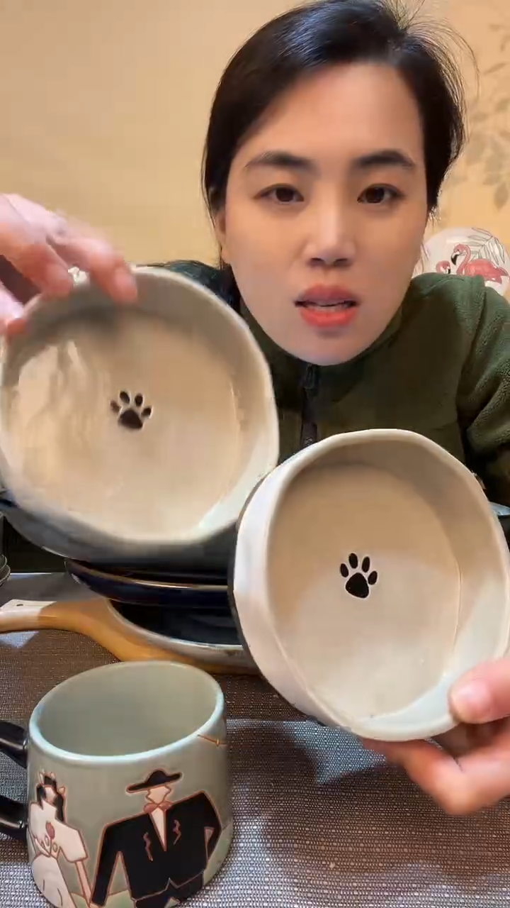 【闪购商品】瓷片2个5英寸异形脚印碗 微瑕介意勿拍