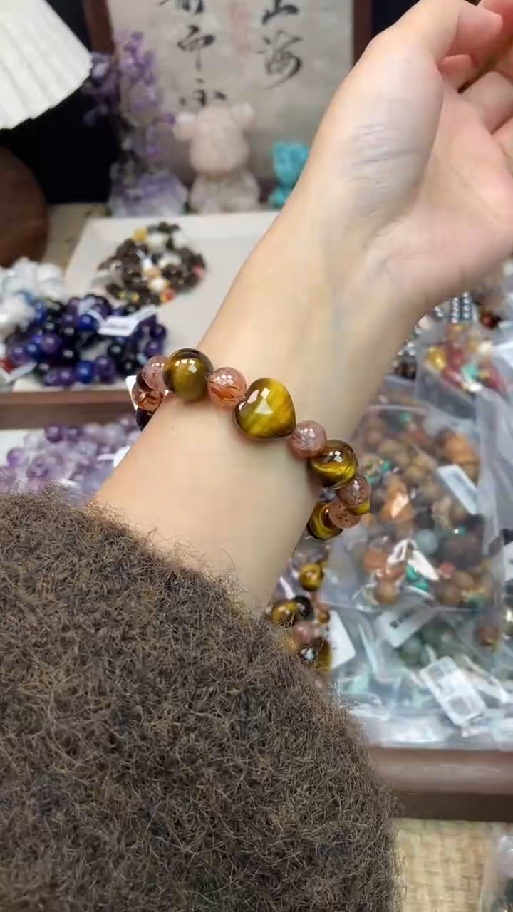 未镶嵌石英质玉手饰443