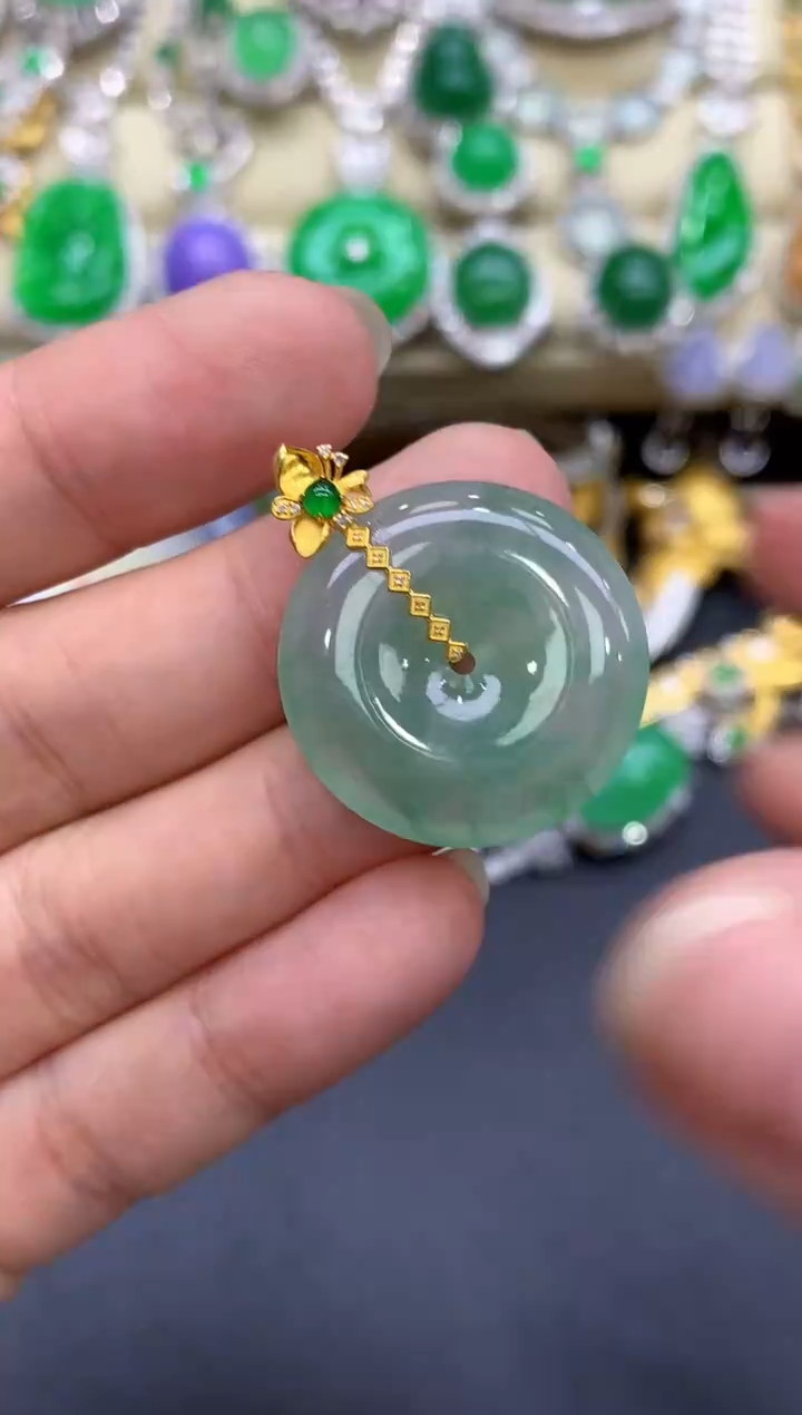 颈饰18K金镶嵌翡翠227-中国好珍宝