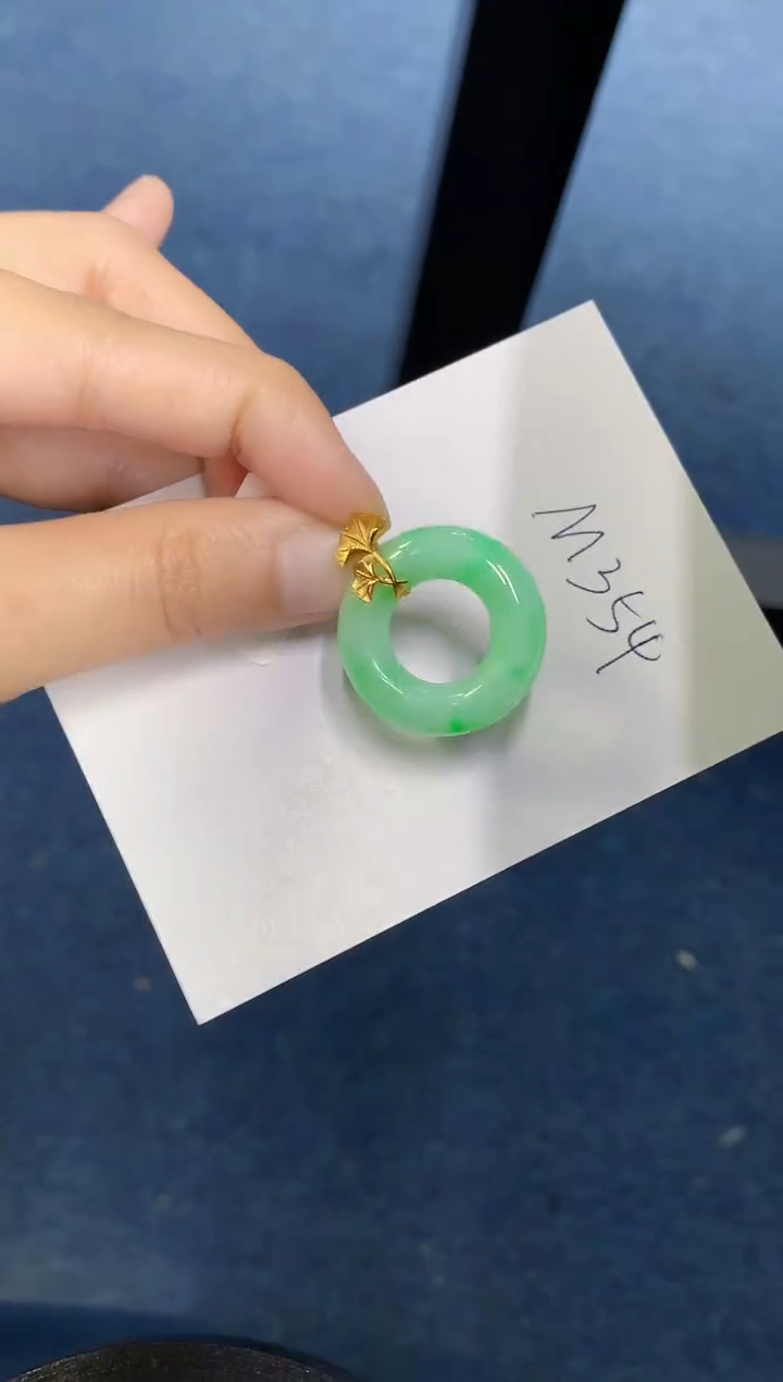 【闪购商品】翡翠颈饰18K金镶嵌000000000