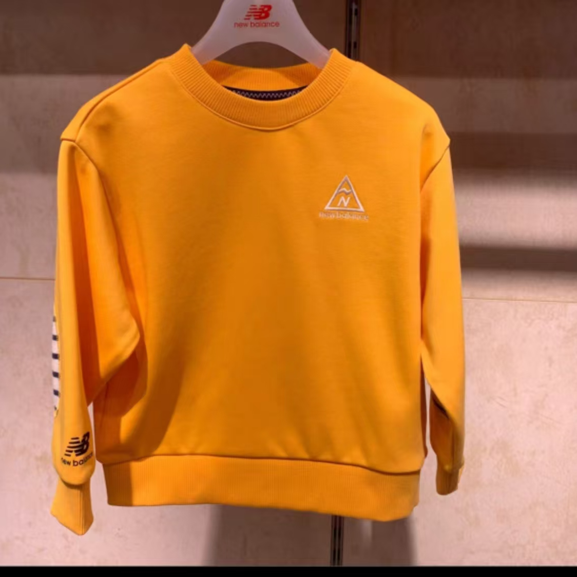  【CC】New Balance 上衣  7CD11053-YW