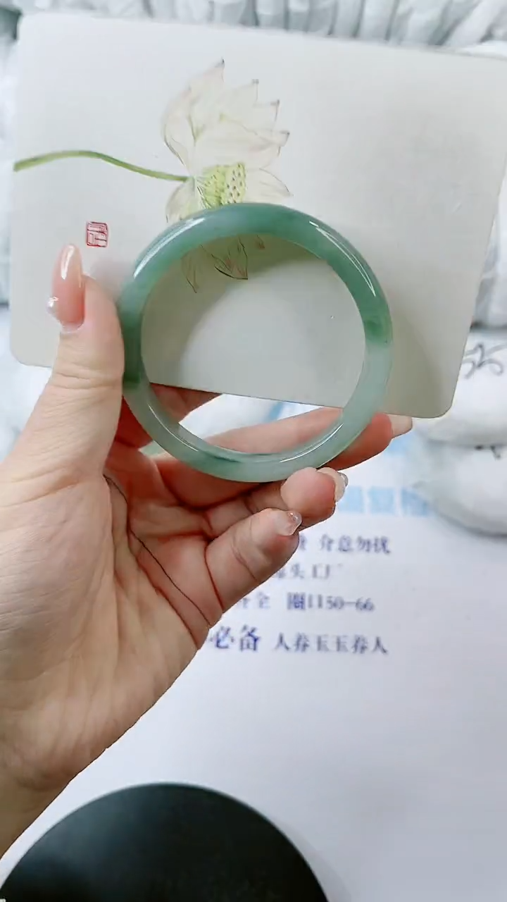【闪购商品】石英质玉手镯未镶嵌0179496640-多样性发货