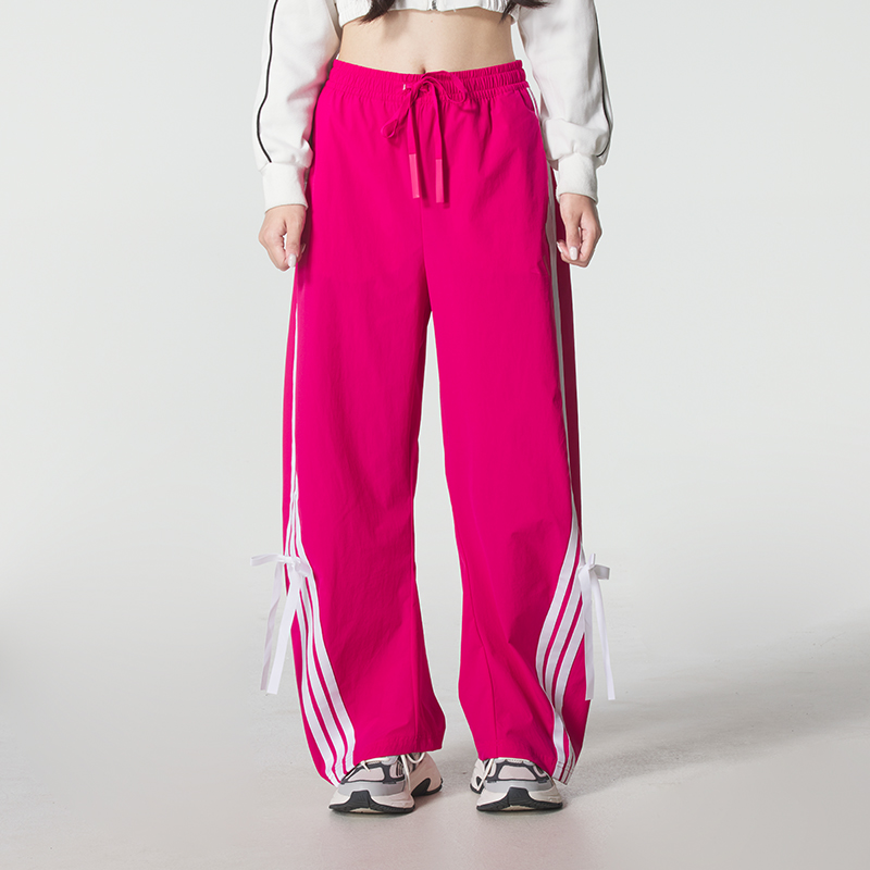 adidas阿迪达斯梭织女裤2025流光风休闲宽松耐磨运动长裤KR8708