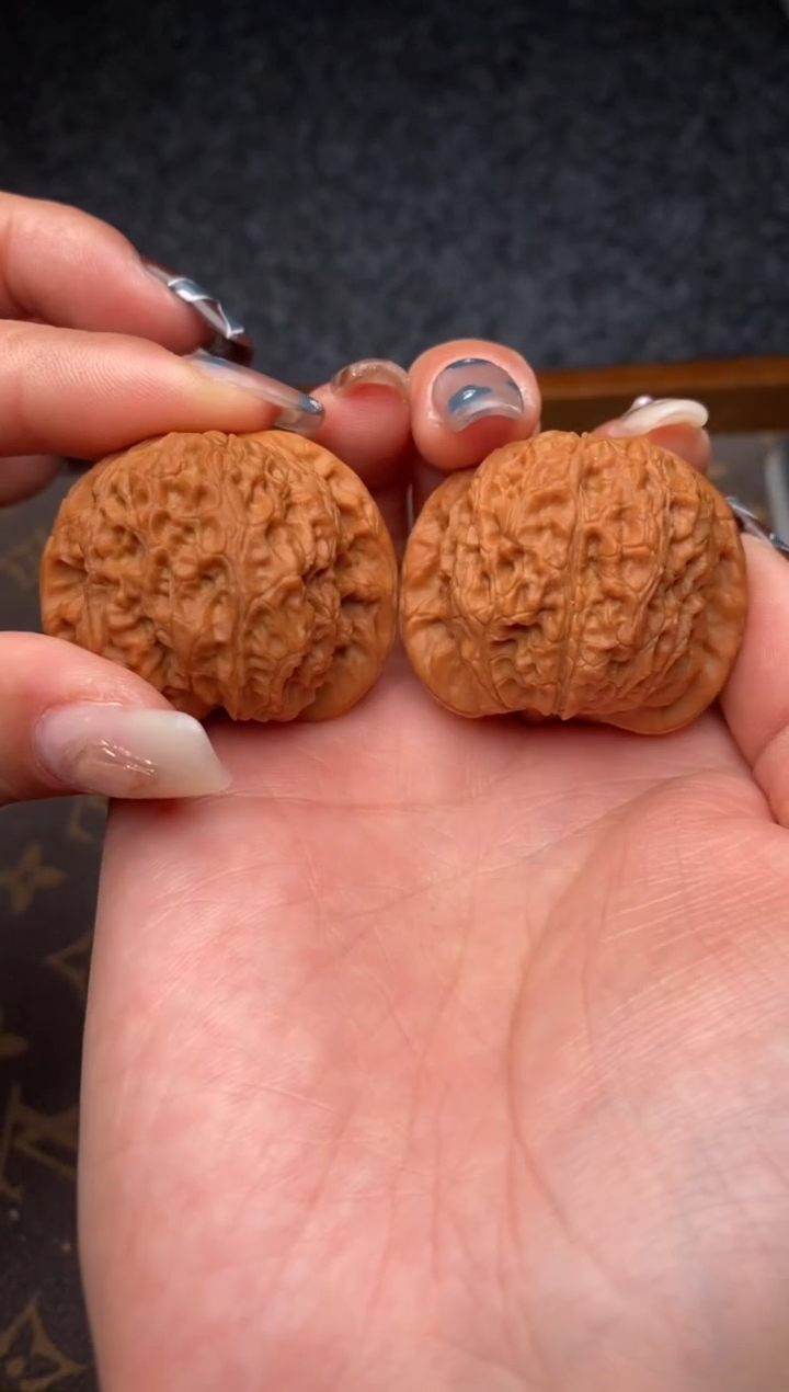 把件文玩核桃B162号40尺血麒麟