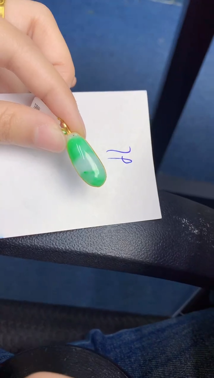 【闪购商品】翡翠颈饰18K金镶嵌000000000