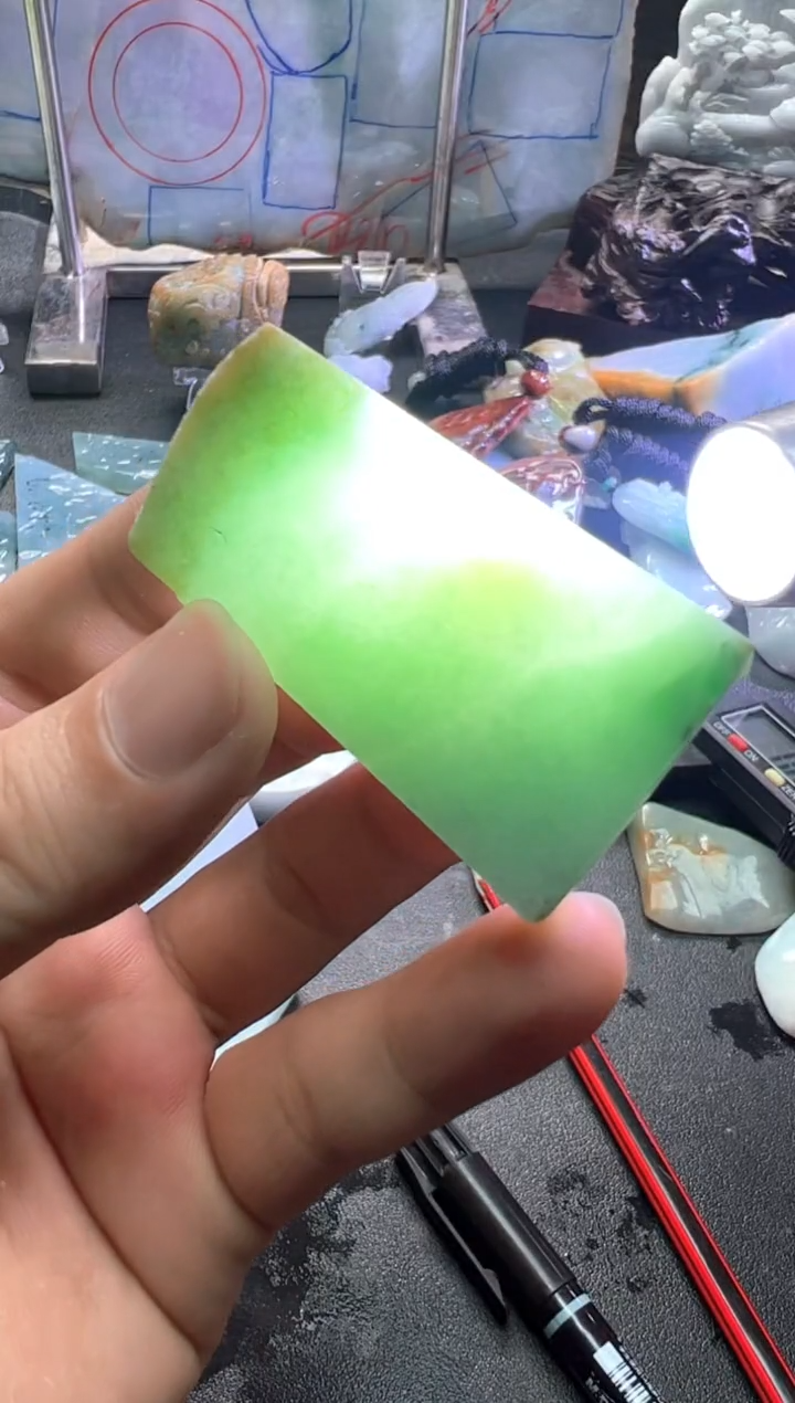 未镶嵌挂件翡翠天然缅甸翡翠A货