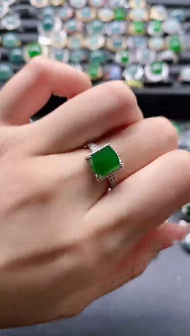 【闪购商品】翡翠戒指银S925镶嵌56465-20