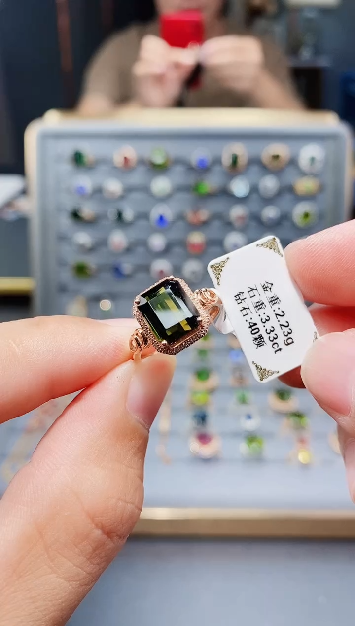 18K金镶嵌戒指碧玺3.33.