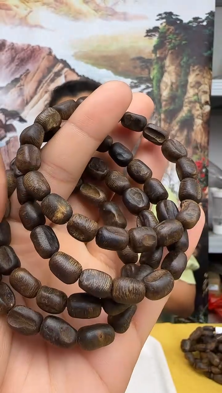 沉香手串沉水奇楠白奇留疤单圈卡9多样性发一条