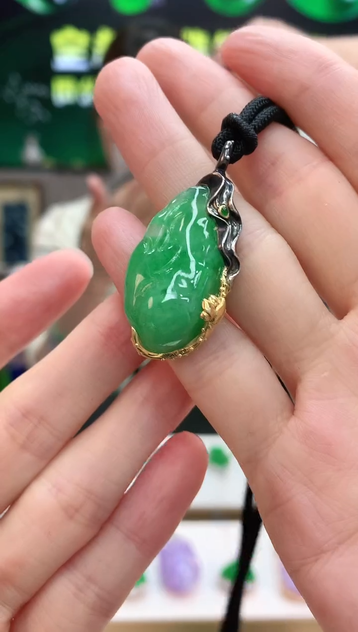 【闪购商品】翡翠颈饰银S925镶嵌赠礼盒证书 小君