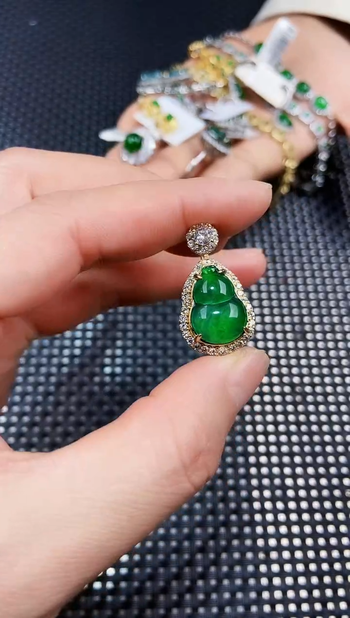 【闪购商品】翡翠吊坠(不含链)未镶嵌111111111