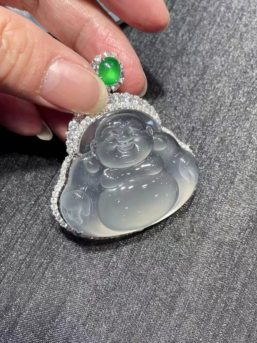 翡翠高冰佛公吊坠