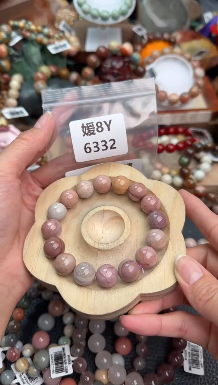 【闪购商品】石英质玉手链未镶嵌8Y6332