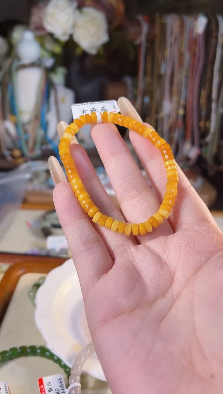 【闪购商品】蜜蜡手链未镶嵌多样性发货其一