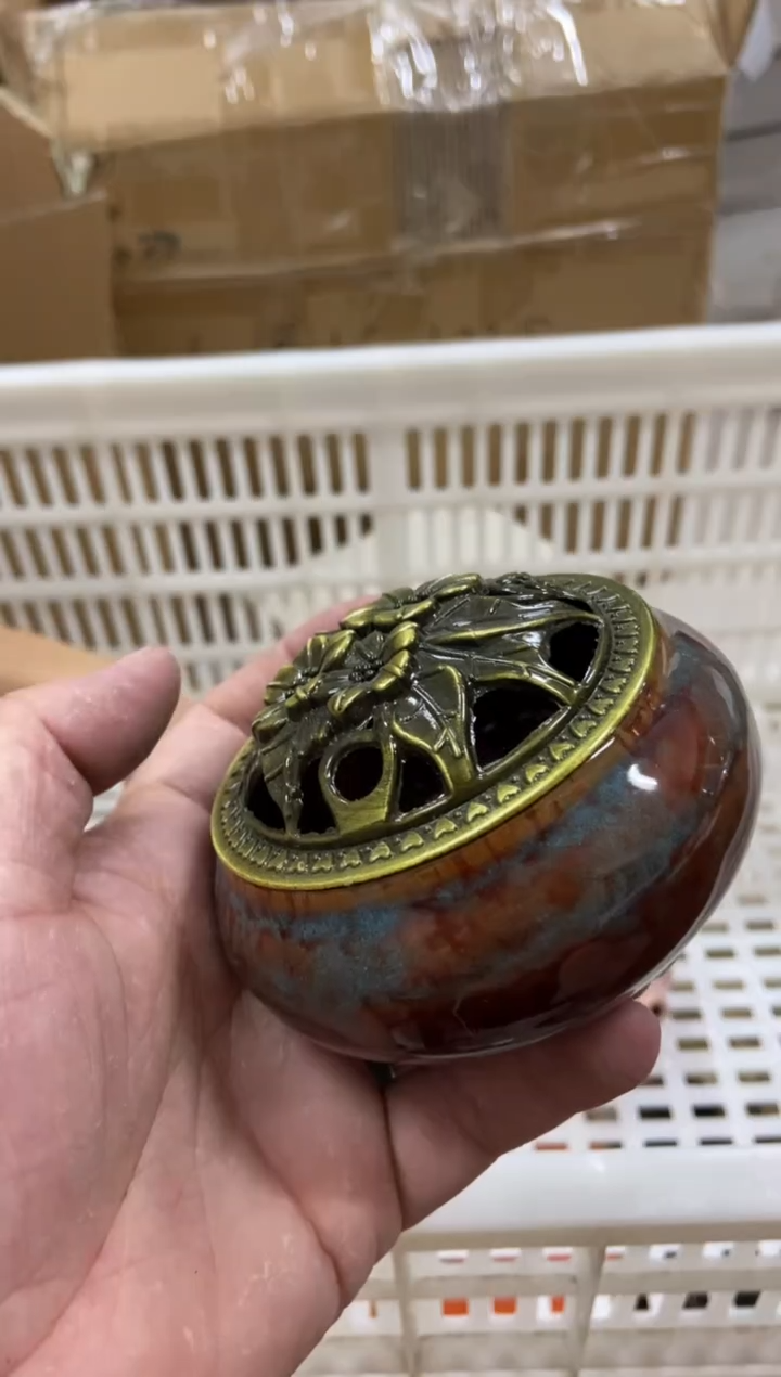 无运费险有瑕疵的摄影的产品有使用过的痕迹有点脏介意勿拍