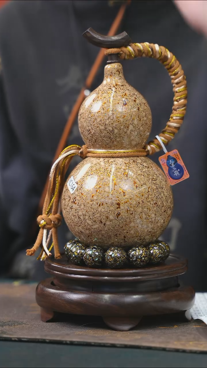 【闪购商品】YC164漆艺酒葫芦不包手串及旋转底座