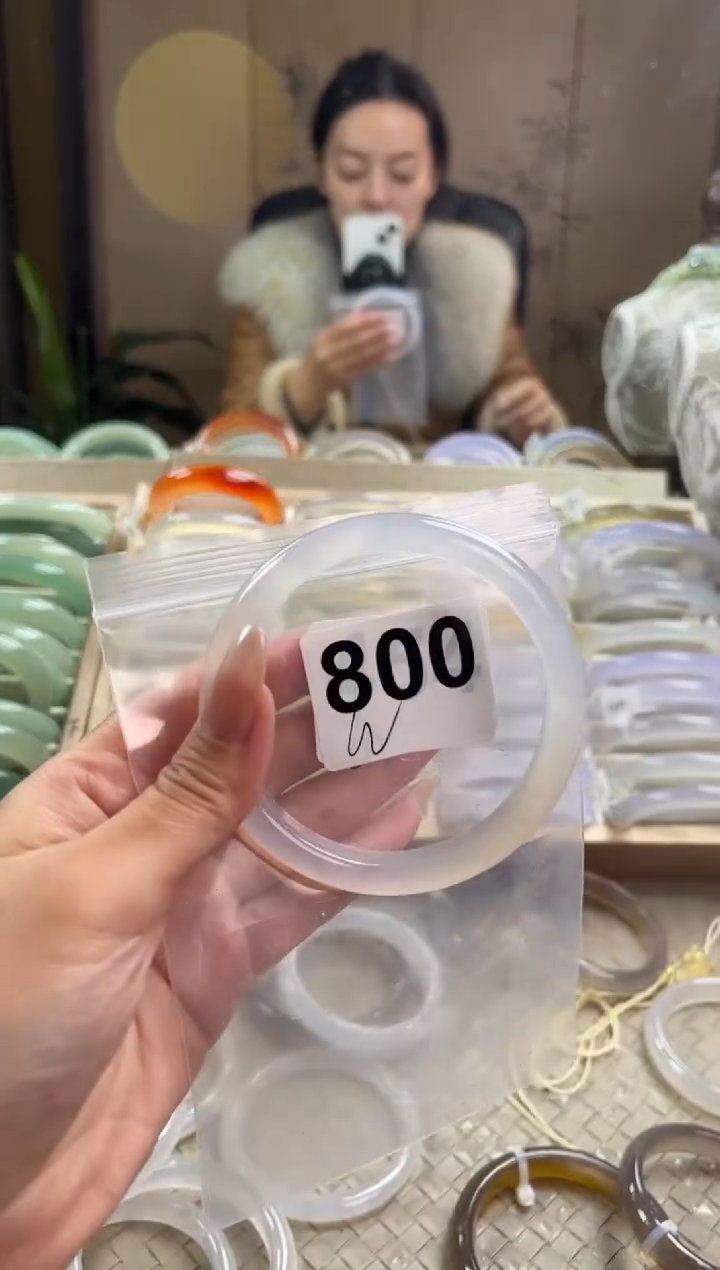 手镯玛瑙/玉髓未镶嵌800