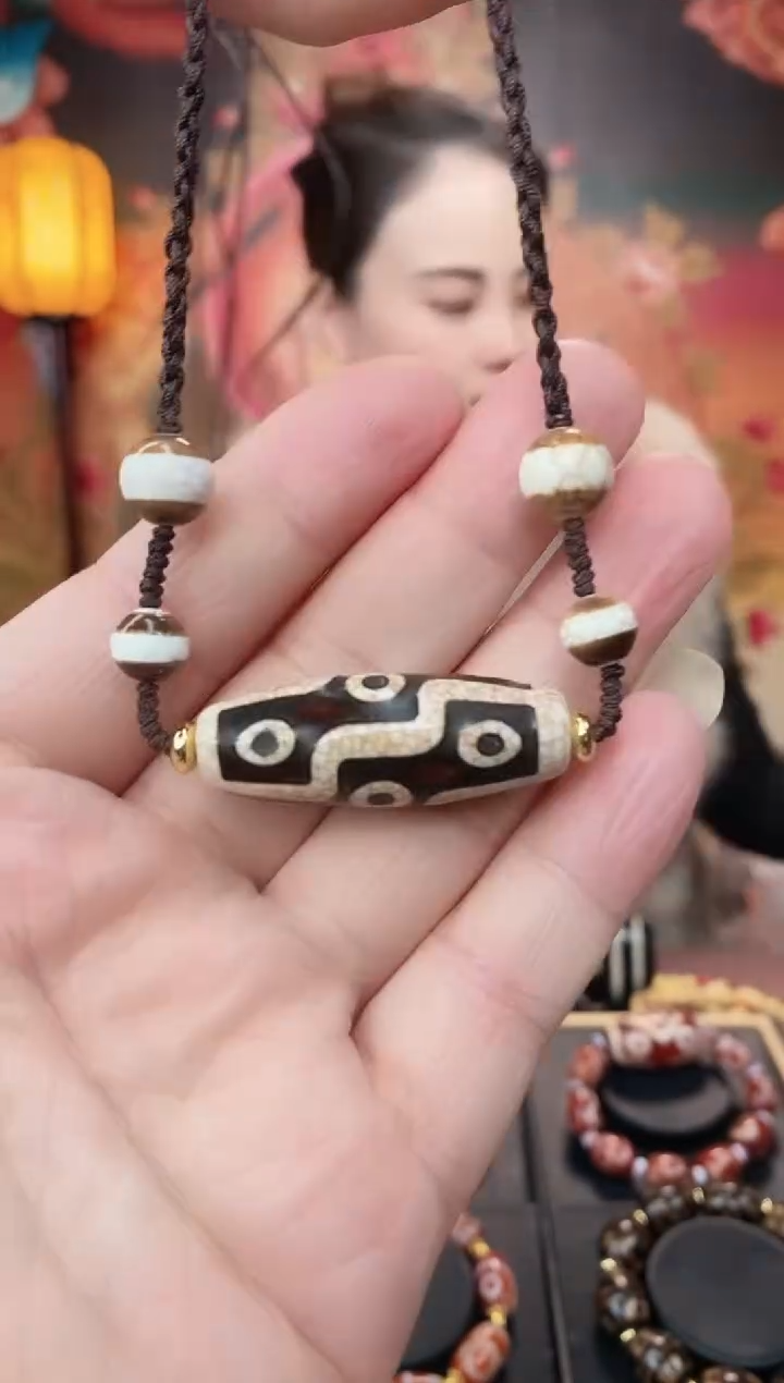 【闪购商品】玛瑙/玉髓吊坠未镶嵌九眼吊坠